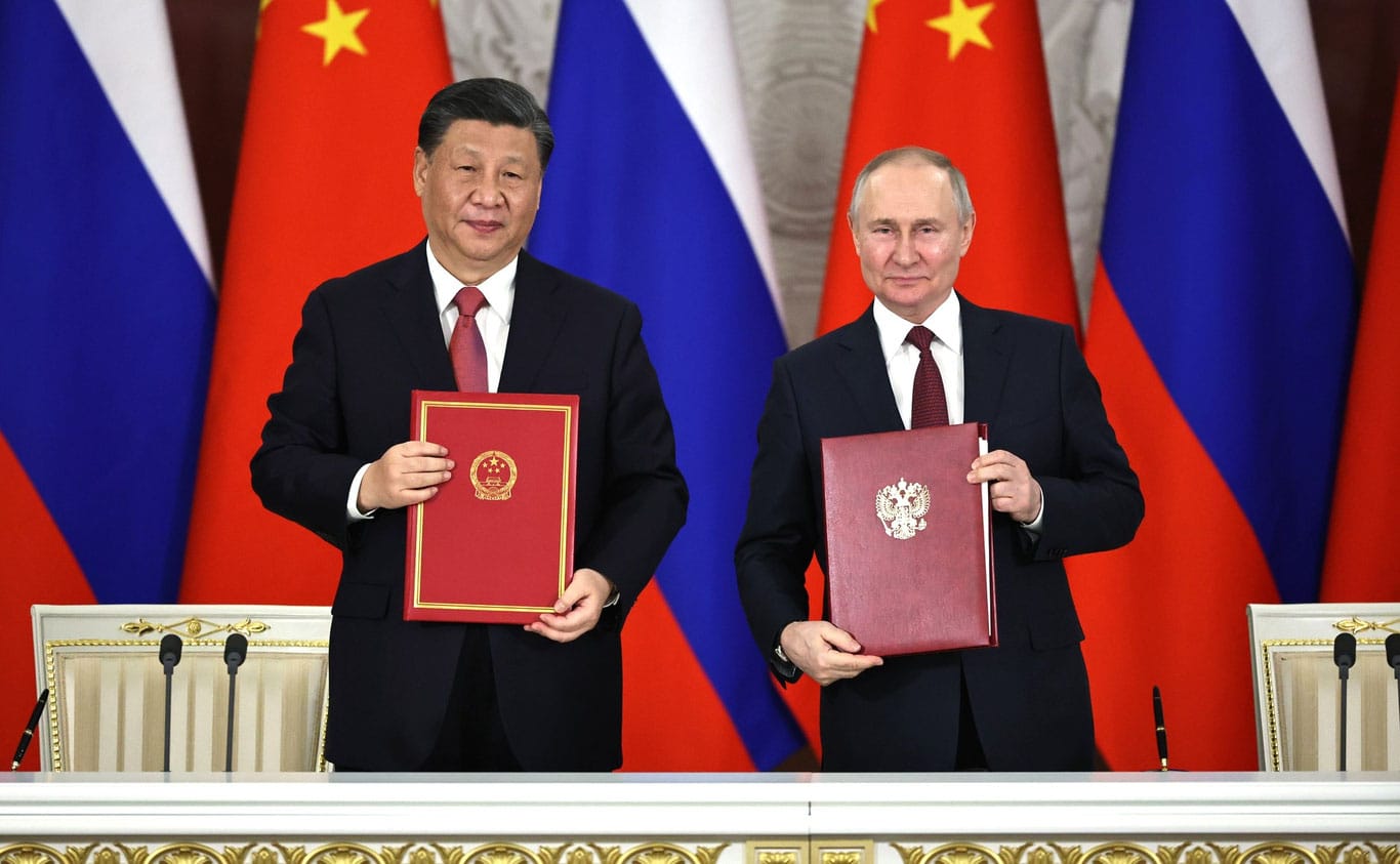 Путин и Си Цзиньпин завершили официальный визит подписанием 40 документов